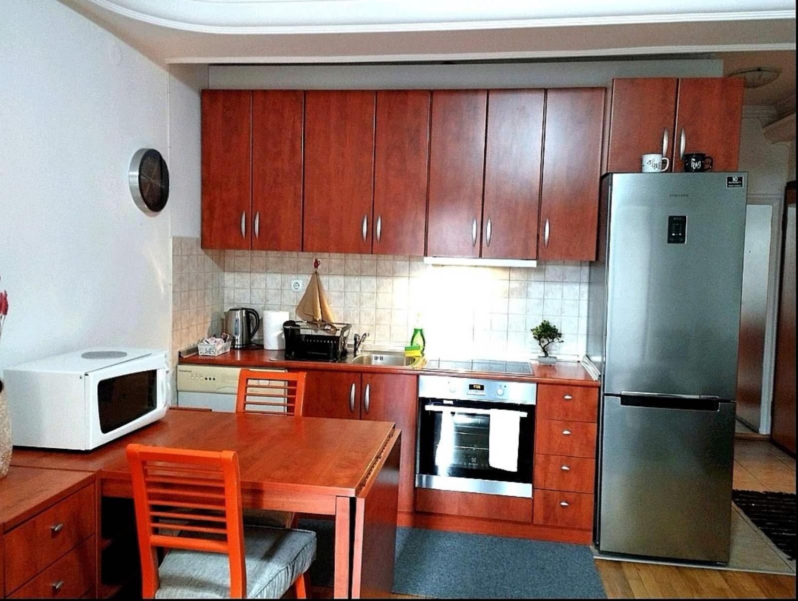 Lovely Square Apartment Purple Velvet 스코페 외부 사진